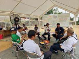 Kunjungan Bumkal Murtigading Bantul ke Green House Melon BUMKal Sambirejo